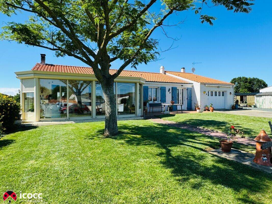 Maison 6 pièces 157 m² · à Saint-Michel-en-l'Herm · 157 m² · 334 999 €