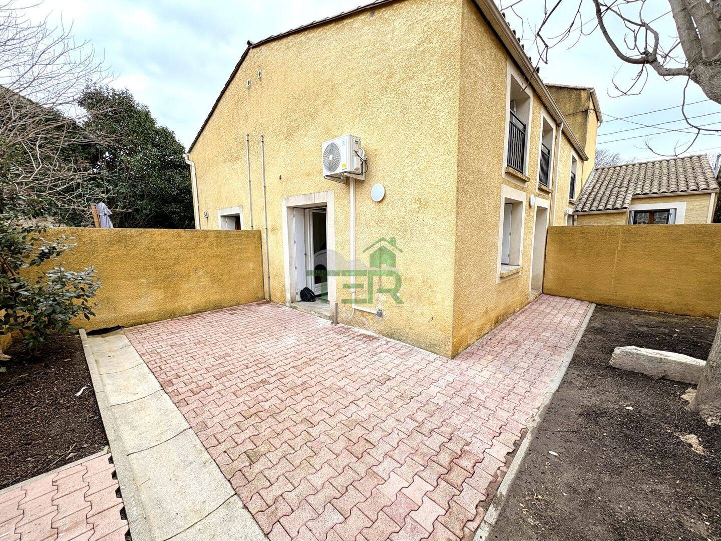 Maison 3 pièces 77 m² · à Nîmes · 77,4 m² · 840 €