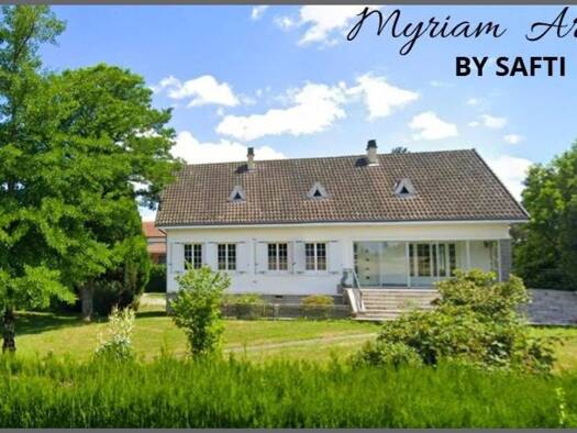 Maison à vendre 172 000 € 7 pièces 4 chambres 200 m² 2 730 m² de terrain Saint-Laurent-les-Églises 87240