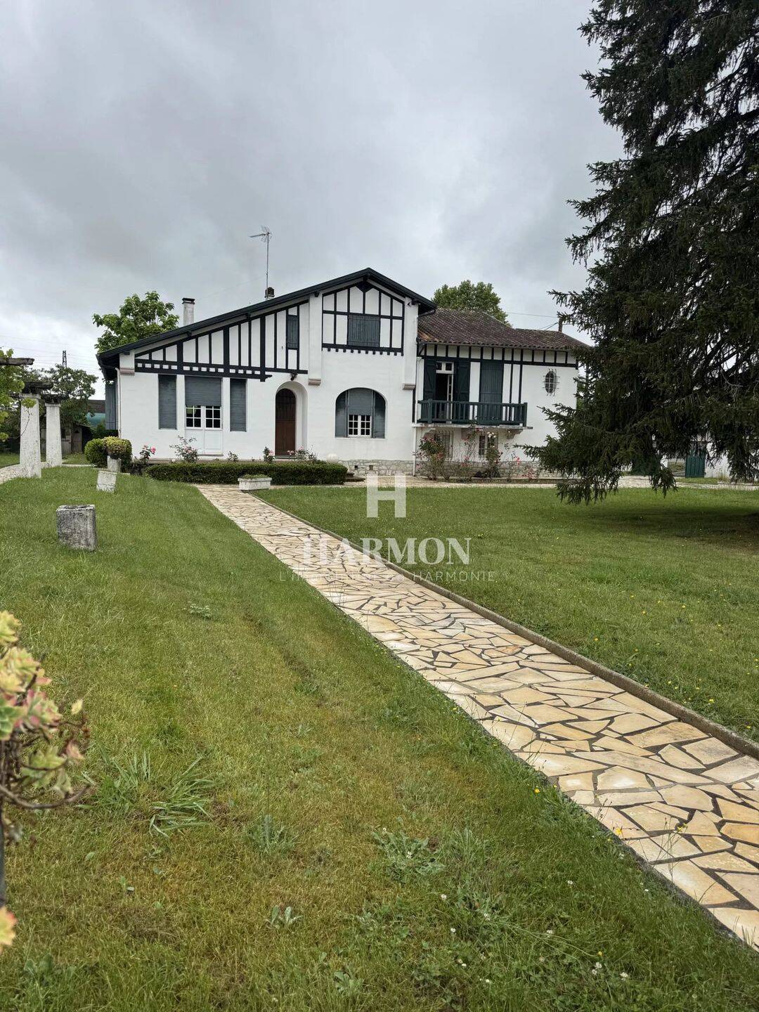Maison 6 pièces 179 m² · à Puyoô · 179 m² · 277 000 €