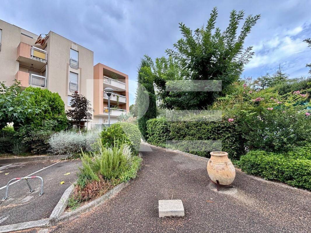 Appartement 2 pièces 55 m² · à Nîmes · 55 m² · 880 €