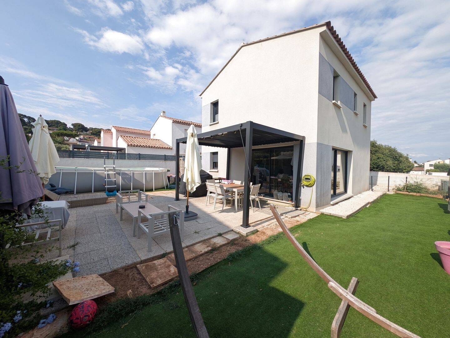 Maison 5 pièces 92 m² · à La Seyne-sur-Mer · 92,4 m² · 499 000 €