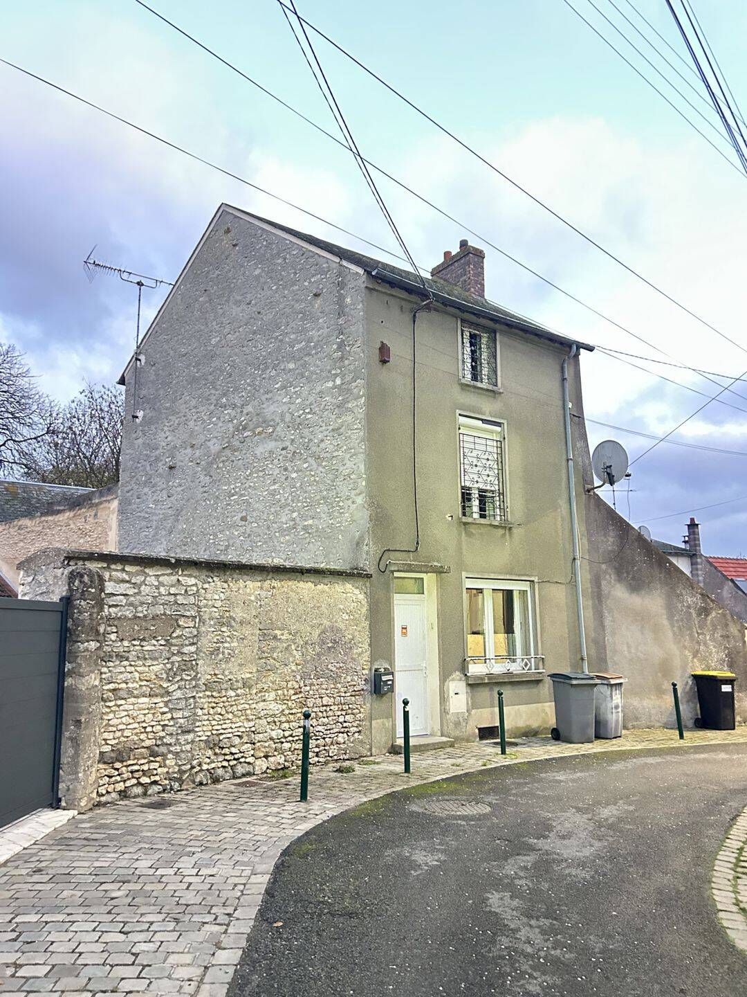 Maison 4 pièces 88 m² · à Angerville · 87,9 m² · 141 000 €
