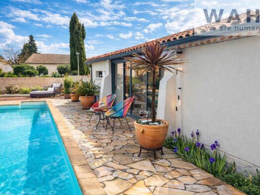 Maison de plain-pied à vendre 391 000 € 5 pièces 2 chambres 120 m² 617 m² de terrain Aubord 30620