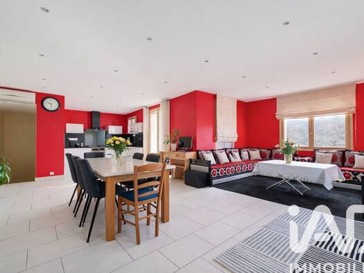 Maison à vendre 298 000 € 5 pièces 4 chambres 168 m² 1 890 m² de terrain Coubon 43700