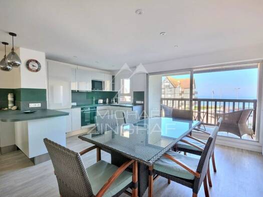 Appartement à vendre 500 000 € 3 pièces 2 chambres 72 m² Cabourg 14390