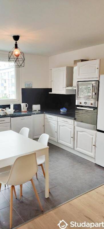 1 pièce 12 m² · à Oullins-Pierre-Bénite · 12 m² · 515 €/mois