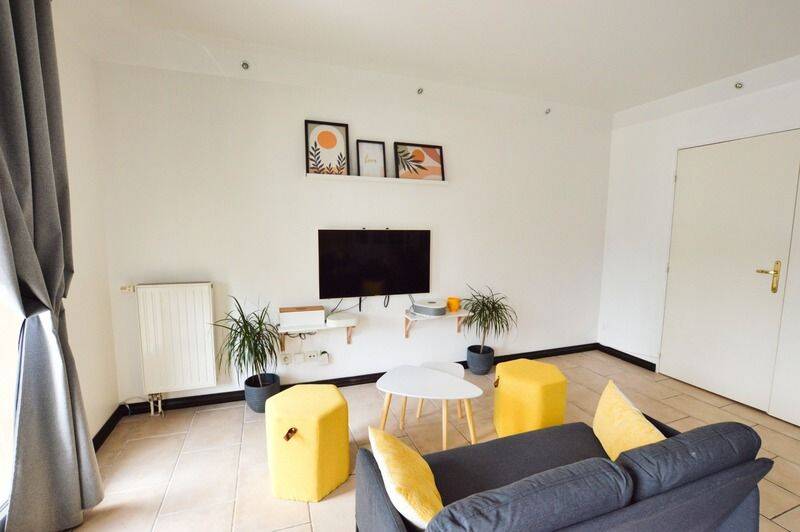 1 pièce 79 m² · à Saint-Ouen-l'Aumône · 79 m² · 580 €