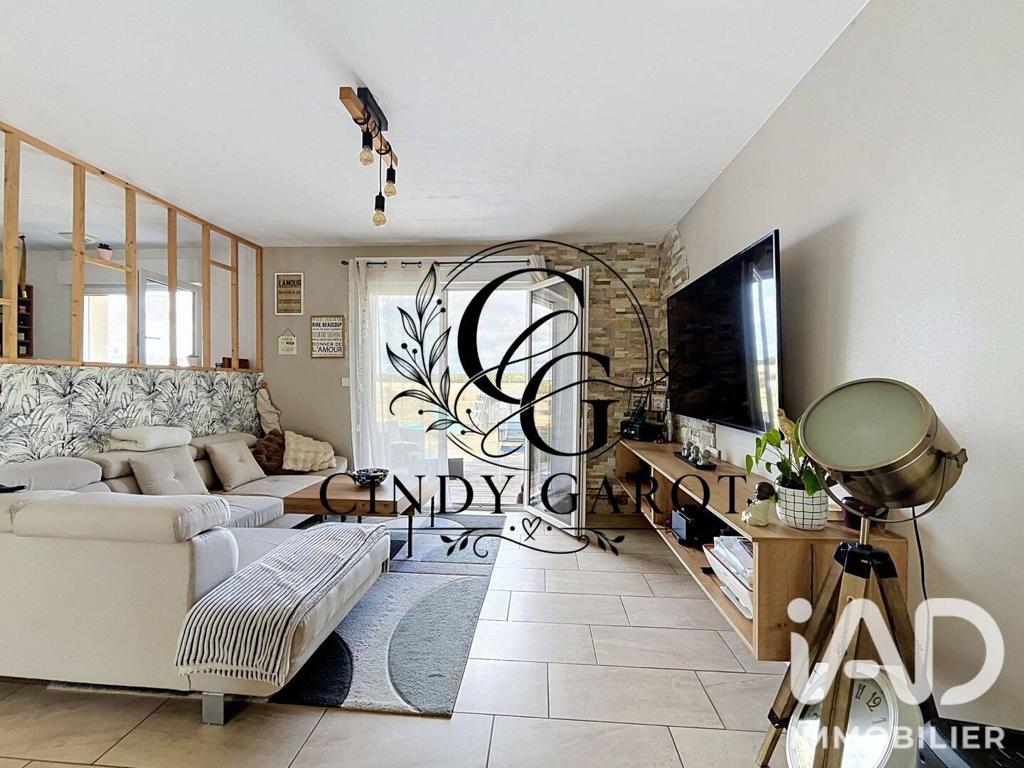 Maison 5 pièces 97 m² · à Mouettes · 96,8 m² · 230 000 €