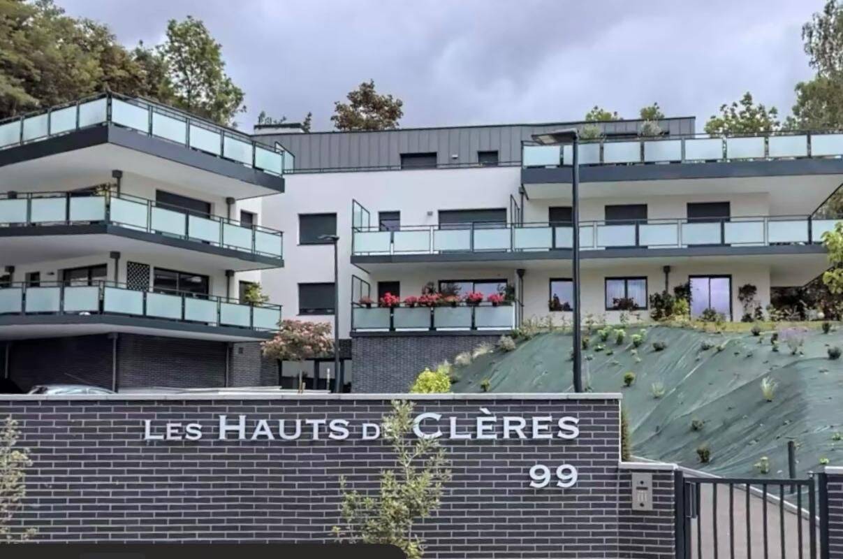 Appartement 2 pièces 50 m² · à Mont-Saint-Aignan · 50 m² · 640 €