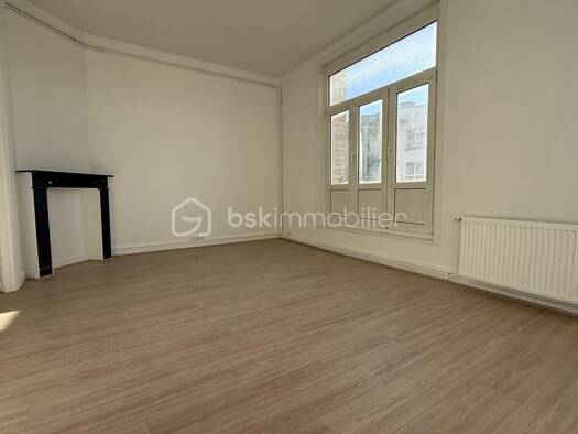 Appartement à vendre 210 500 € 2 pièces 1 chambre 51 m² Étage 1/2 Vauban Esquermes Lille 59000