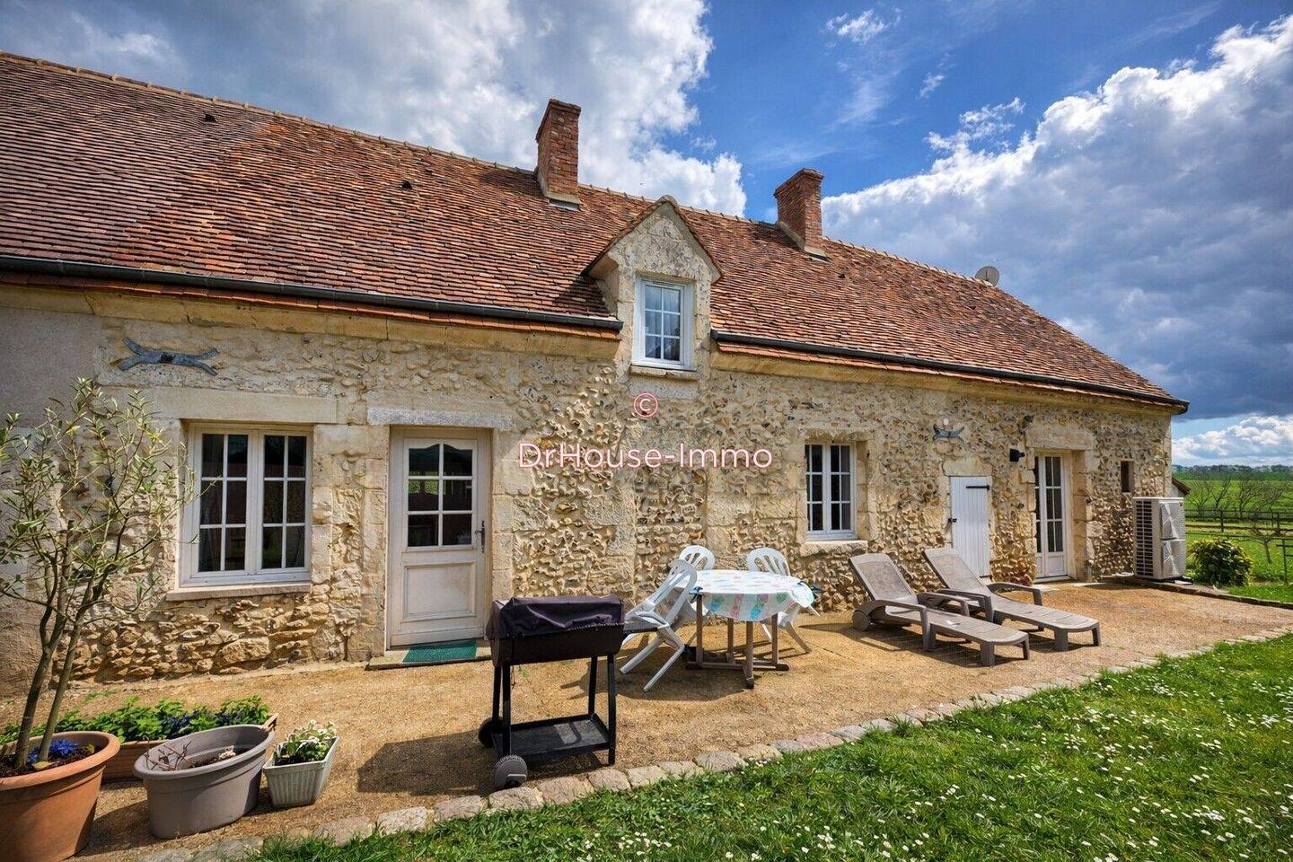 Maison 4 pièces 111 m² · à Arcisses · 111,4 m² · 232 000 €
