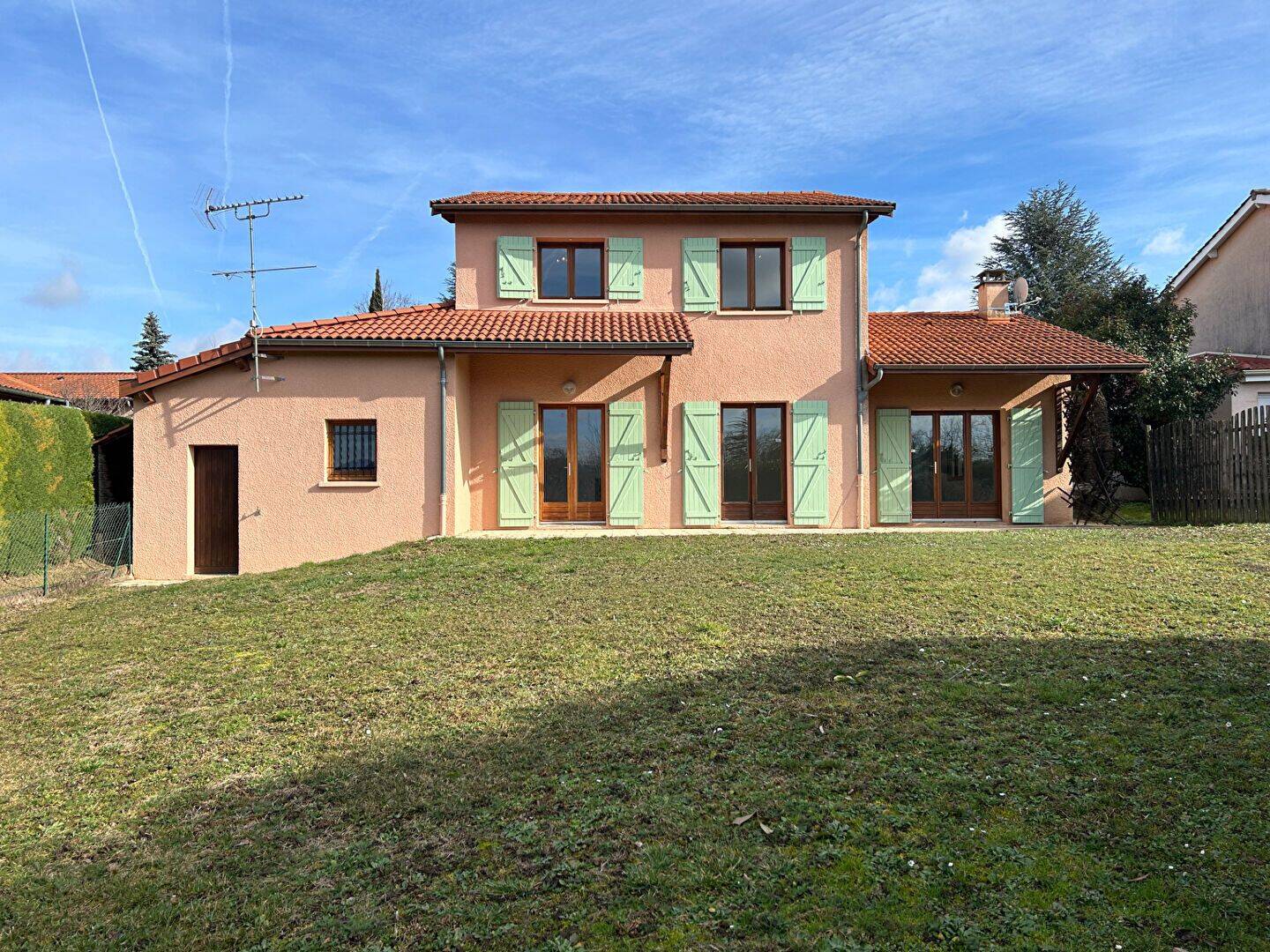 Maison 5 pièces 122 m² · à Francheville · 122,3 m² · 1 649 €
