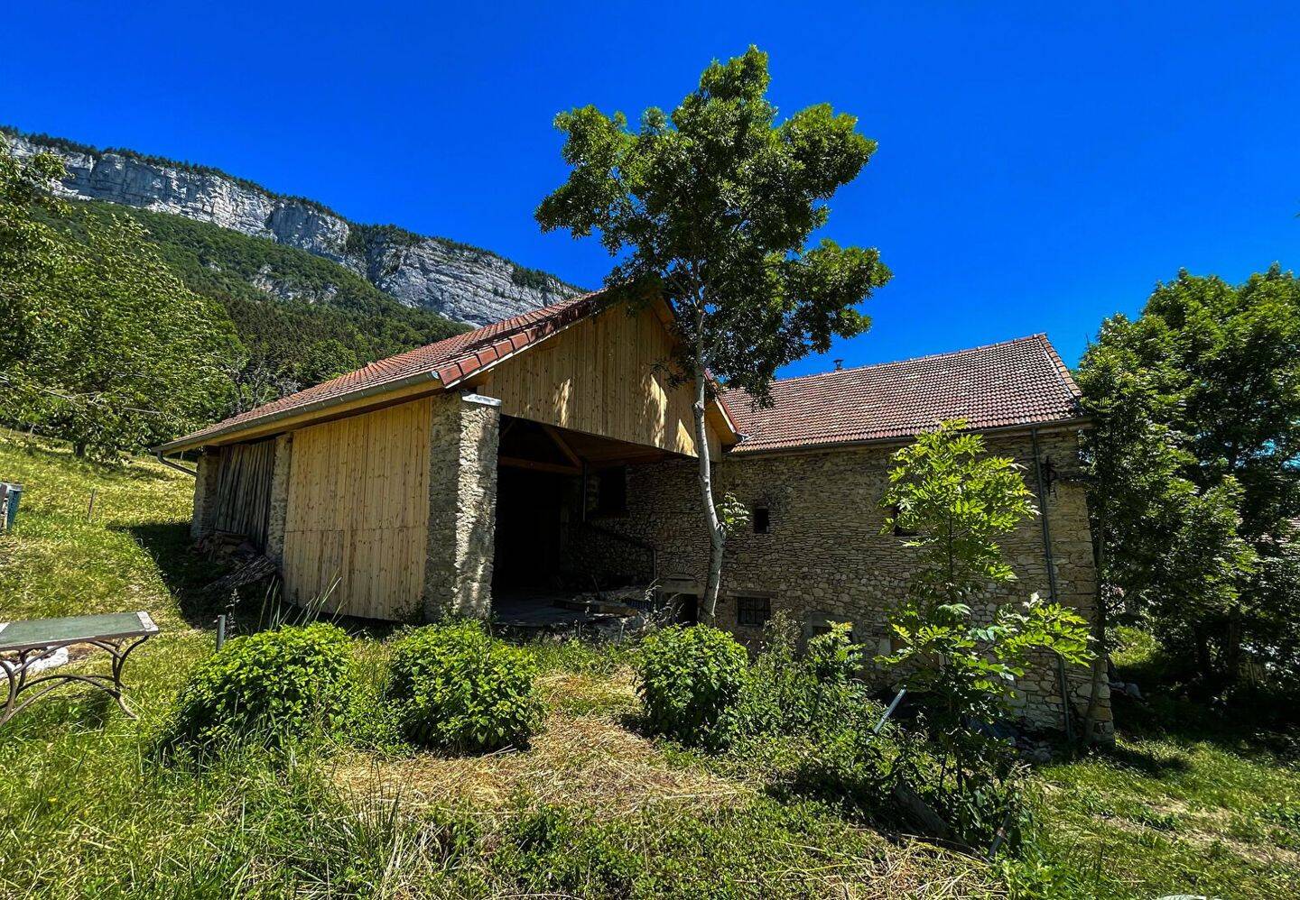 Maison 3 pièces 158 m² · à Saint-Martin-en-Vercors · 158 m² · 371 000 €