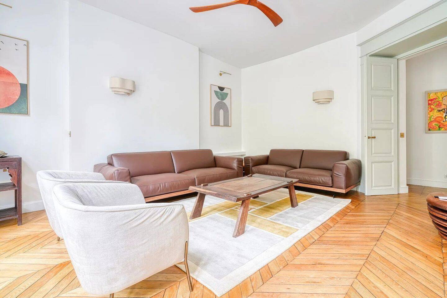 Appartement 8 pièces 175 m² · à Paris 6ème Arrondissement · 175 m² · 14 200 €