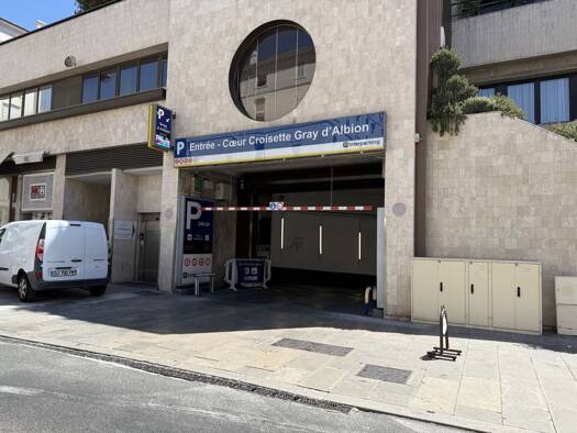 Parking à vendre 125 000 € 13 m² Centre-ville Cannes 06400