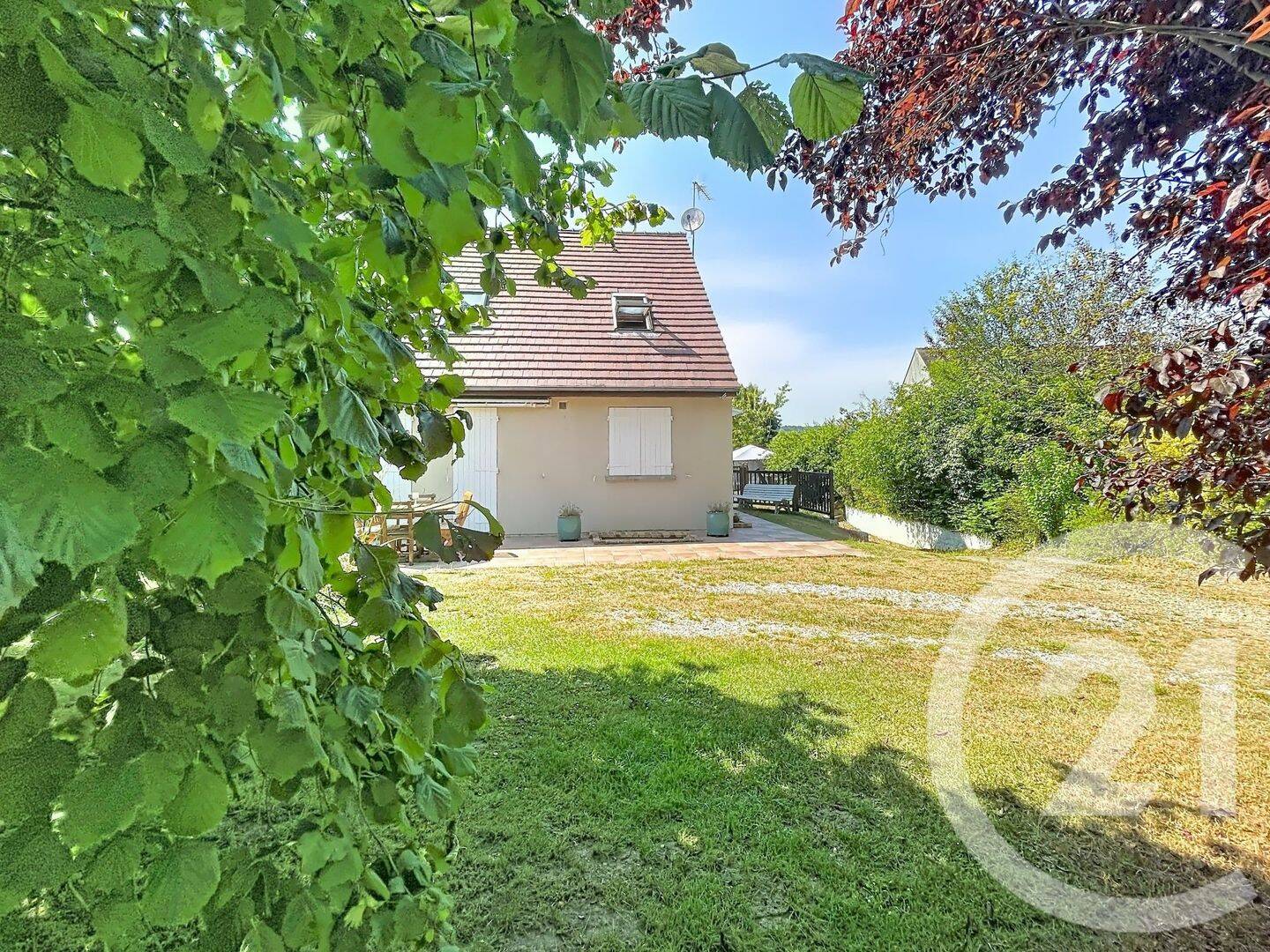 Maison 6 pièces 114 m² · à Verneuil-en-Halatte · 113,5 m² · 320 000 €