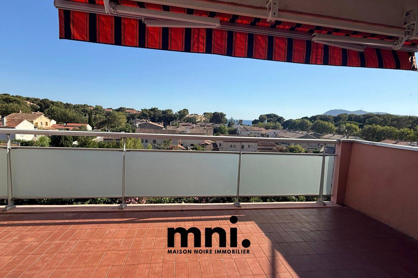 Appartement 2 pièces 45 m² · à Saint-Mandrier-sur-Mer · 45 m² · 245 000 €