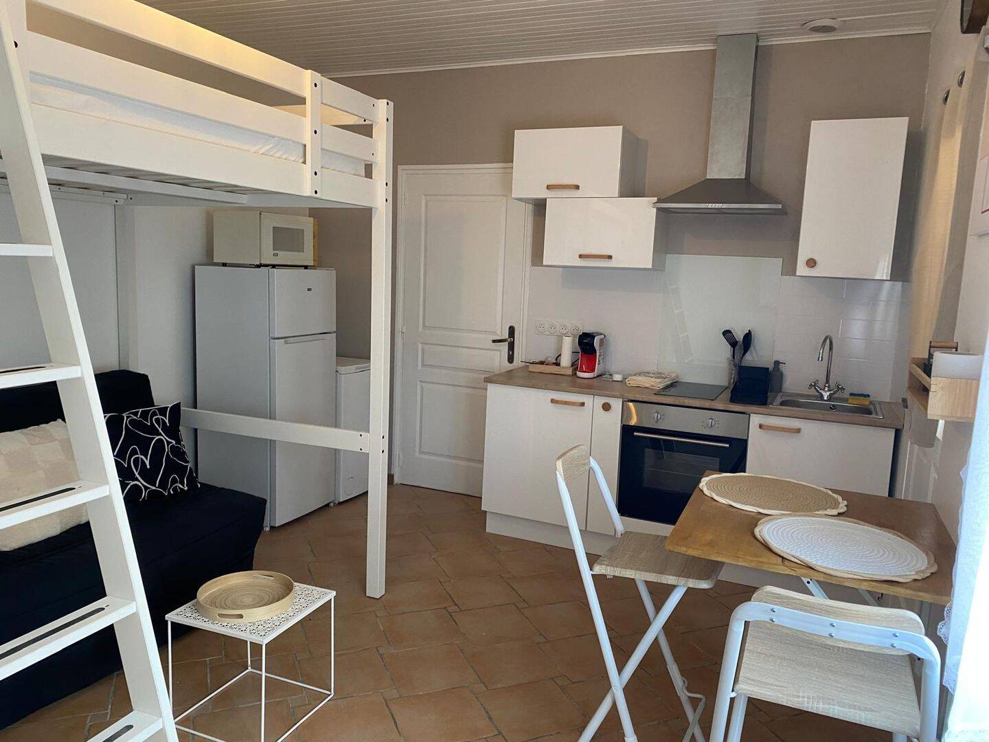 Appartement 1 pièce 23 m² · à La Seyne-sur-Mer · 23 m² · 650 €/mois