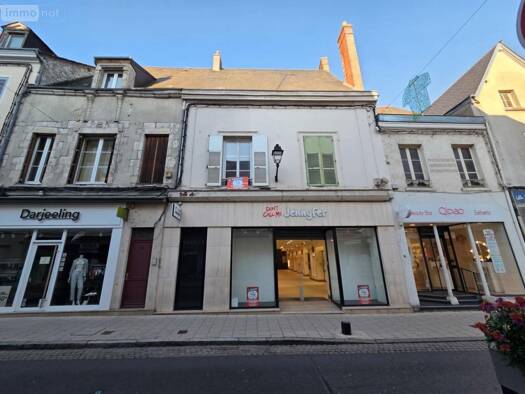 Local commercial à vendre 345 000 € 336 m² de surface de vente Montargis 45200