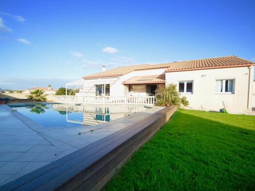 Villa à vendre 429 000 € 6 pièces 4 chambres 180 m² 1 248 m² de terrain Nord Pia 66380