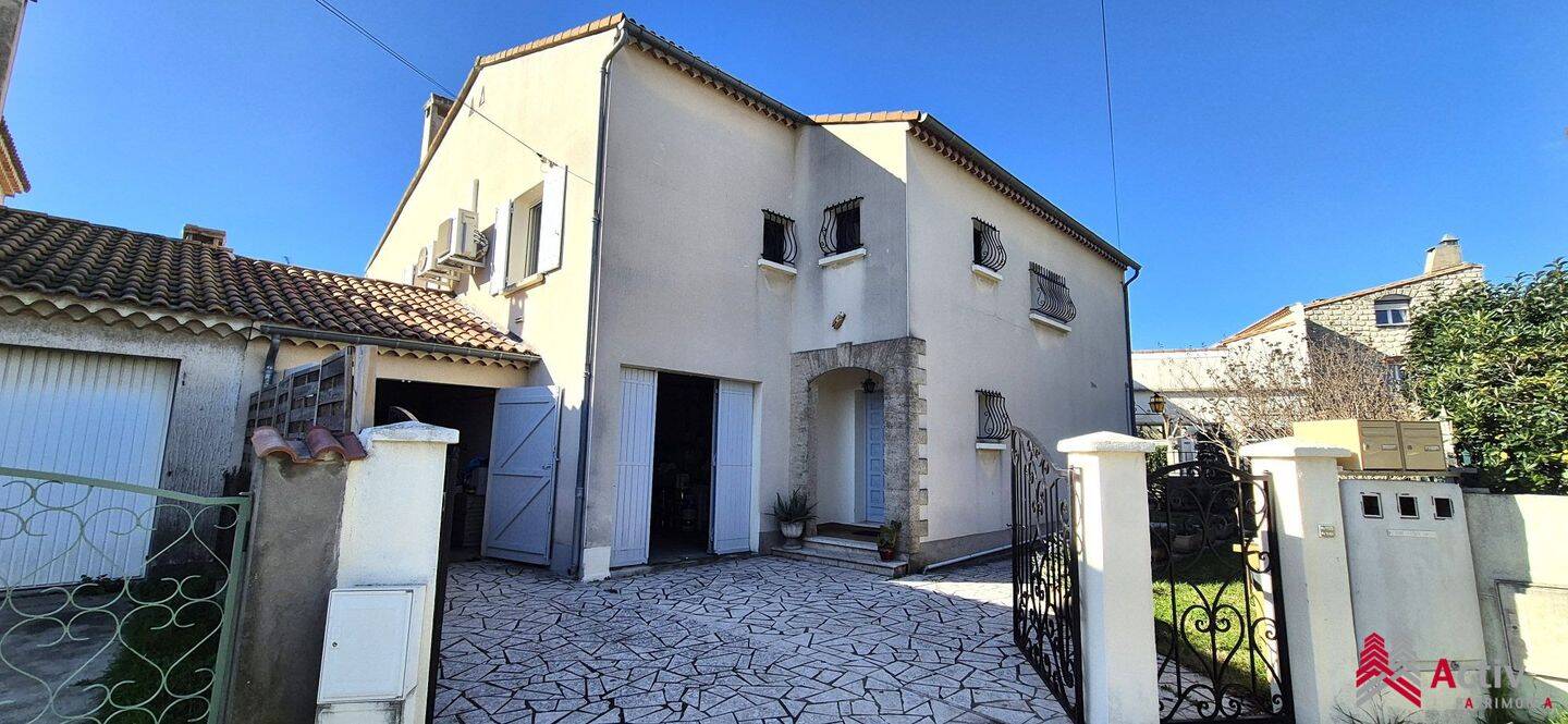 Maison 8 pièces 195 m² · à Arles · 195 m² · 630 000 €