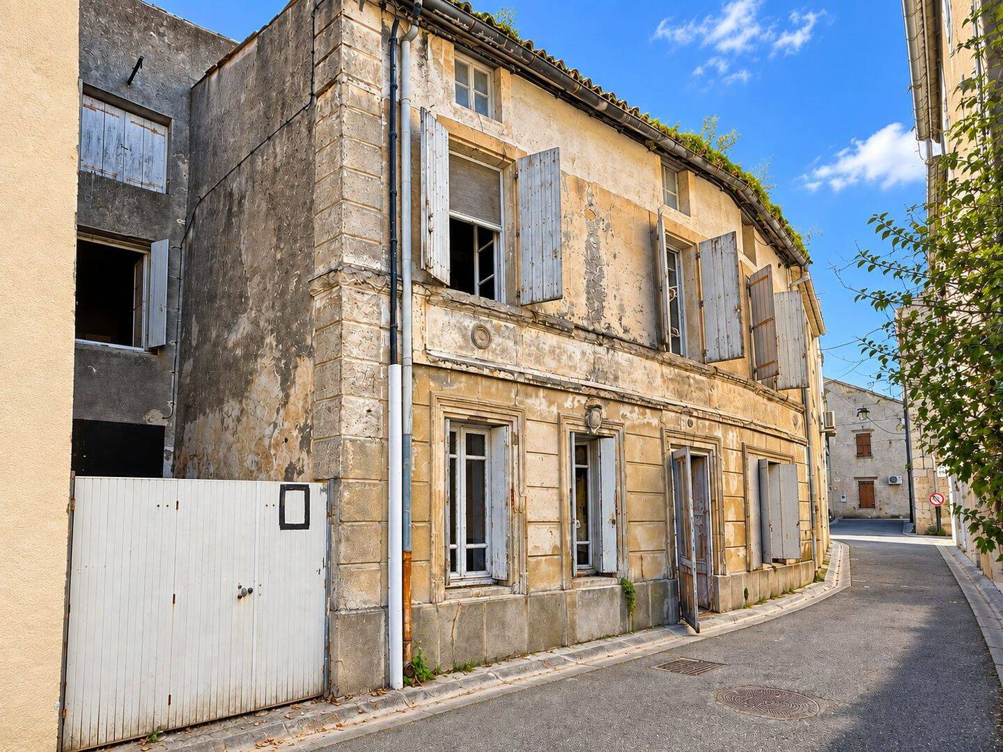 Maison 6 pièces 161 m² · à Canet · 160,5 m² · 64 000 €