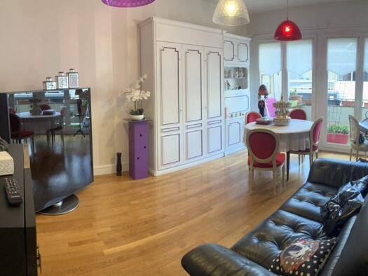 Appartement à vendre 286 580 € 3 pièces 2 chambres 75,6 m² Étage 1/1 Tours 37000