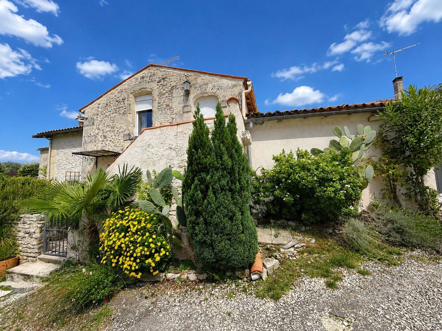 Maison 4 pièces 80 m² · à La Chapelle-des-Pots · 80 m² · 171 200 €