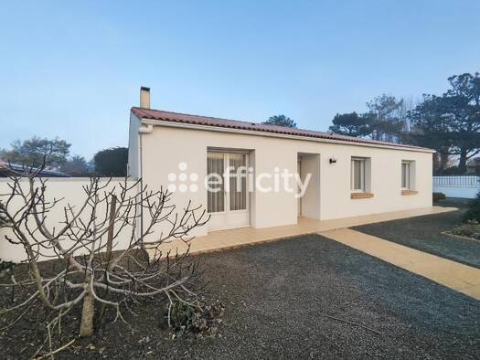 Maison de plain-pied à vendre 323 000 € 4 pièces 2 chambres 98 m² 530 m² de terrain Bretignolles-sur-Mer 85470