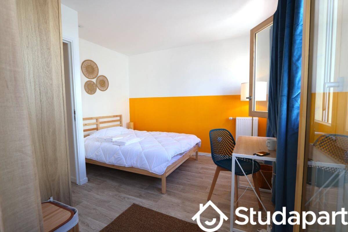 1 pièce 10 m² · à Montreuil · 10 m² · 818 €/mois