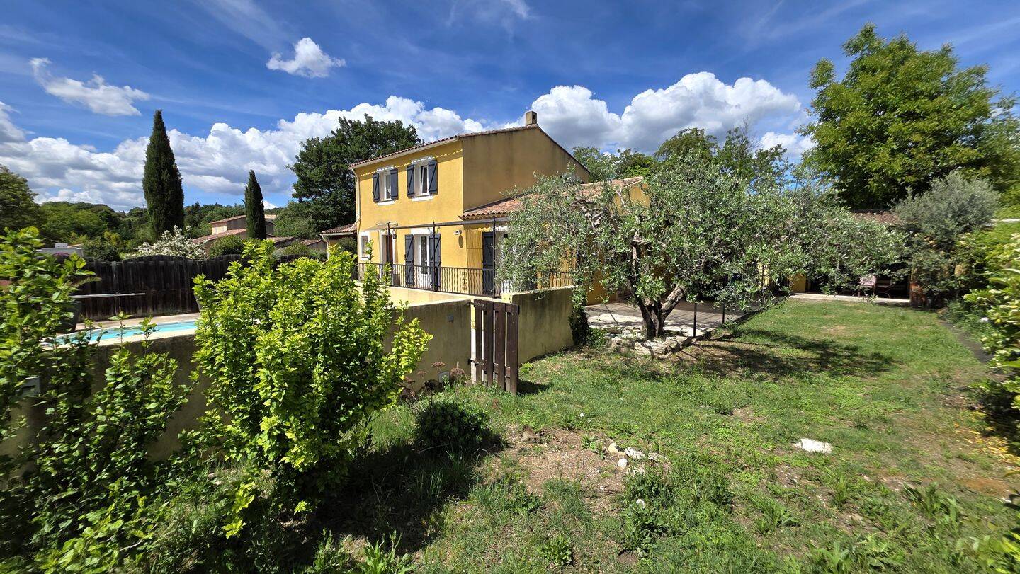 Maison 5 pièces 140 m² · à Lauris · 140 m² · 467 000 €
