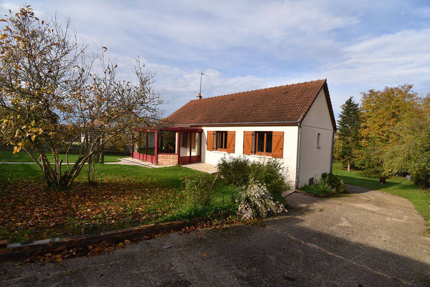 Maison 5 pièces 91 m² · à Jouet-sur-l'Aubois · 91 m² · 151 000 €
