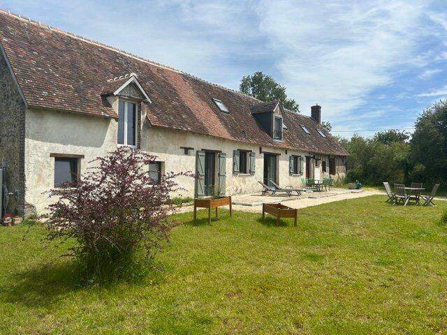 Maison 6 pièces 203 m² · à Brou · 203 m² · 225 500 €