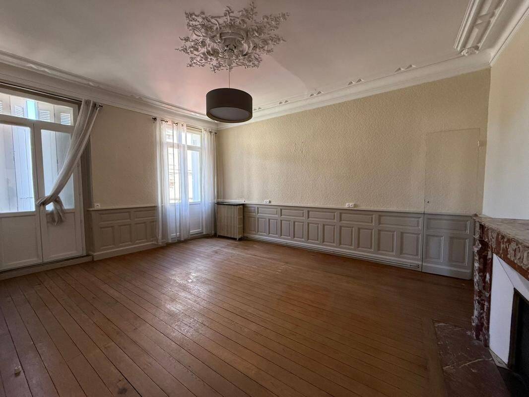 Appartement 4 pièces 144 m² · à Castres · 144 m² · 900 €/mois