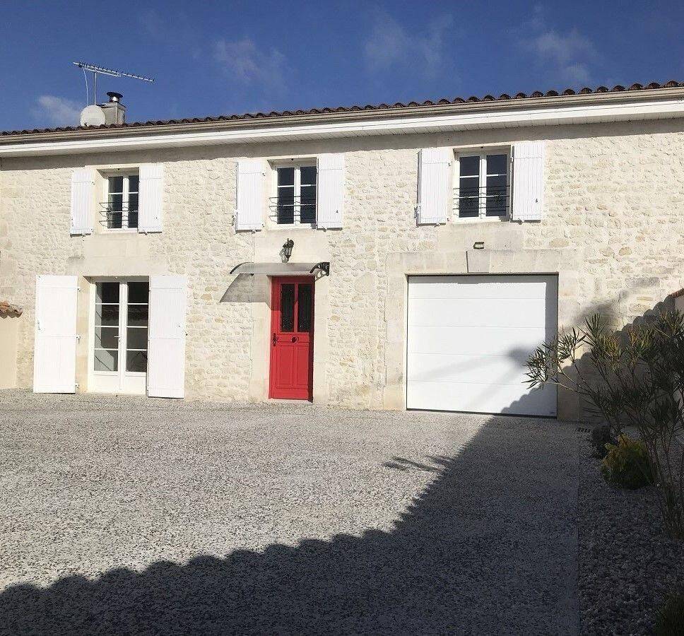 Maison 5 pièces 149 m² · à Ars · 149 m² · 870 €