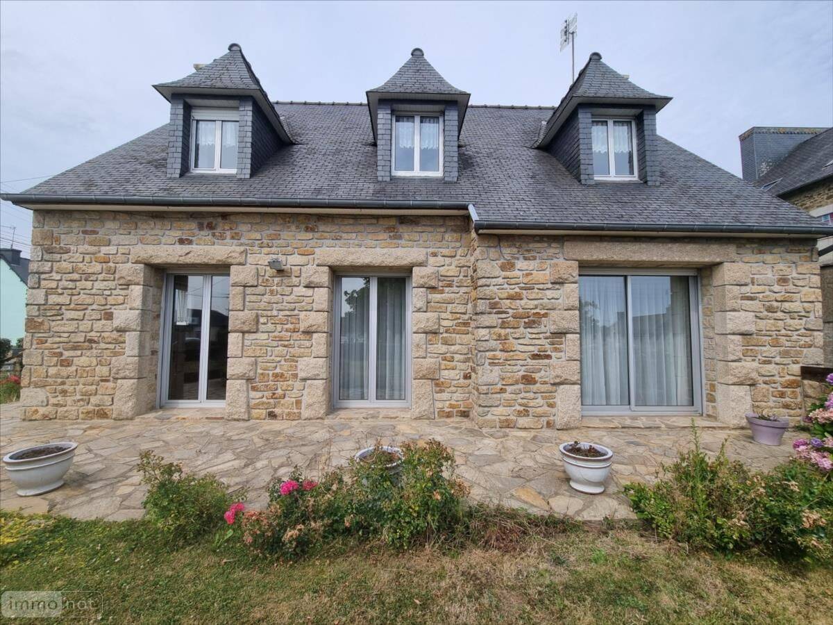 Maison 6 pièces 134 m² · à Callac · 134 m² · 178 500 €