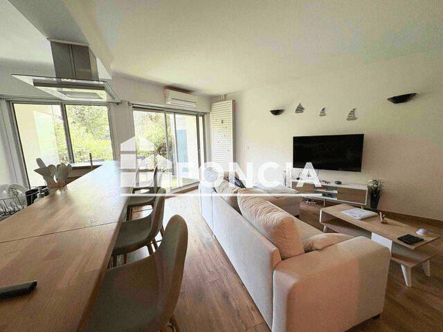 Appartement 1 pièce 38 m² · à Mandelieu-la-Napoule · 38,1 m² · 990 €
