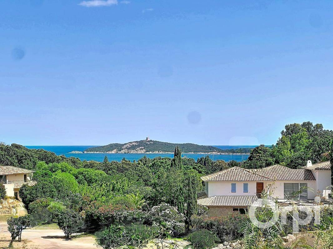 Maison 7 pièces 260 m² · à Zonza · 260 m² · 1 995 000 €