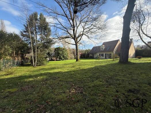 Maison à vendre 695 000 € 7 pièces 5 chambres 143 m² 1 660 m² de terrain Les Hameaux-La Croix Aux Buis-Chapelle Magny-les-Hameaux 78117