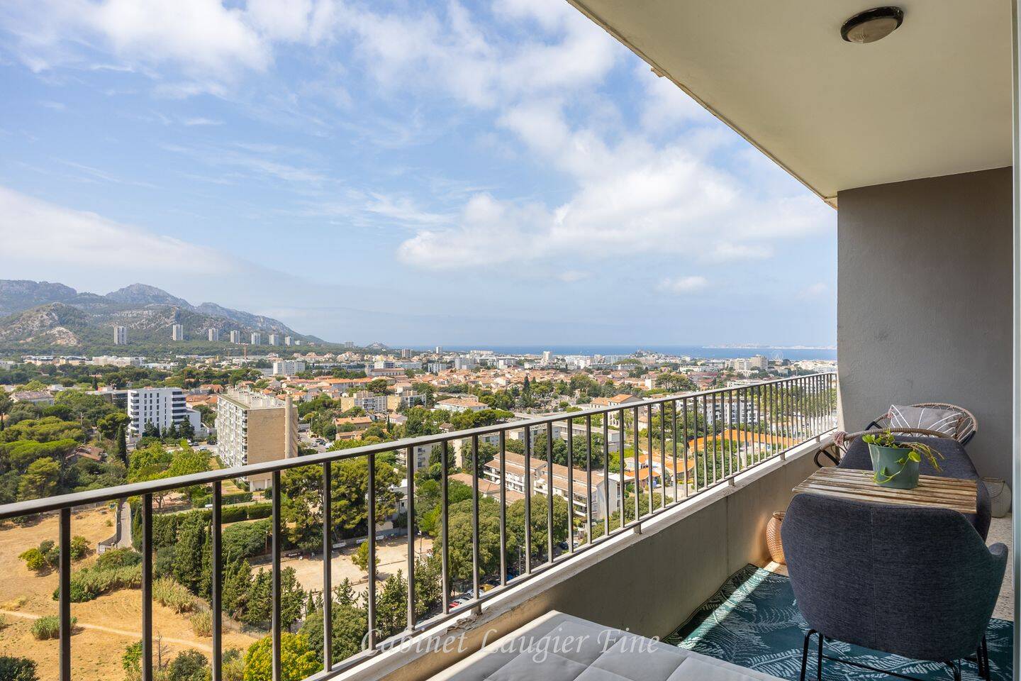 Appartement 3 pièces 71 m² · à Marseille 9ème Arrondissement · 70,5 m² · 239 000 €