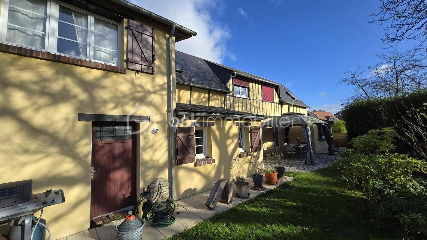 Maison 7 pièces 141 m² · à Houppeville · 141,3 m² · 313 000 €