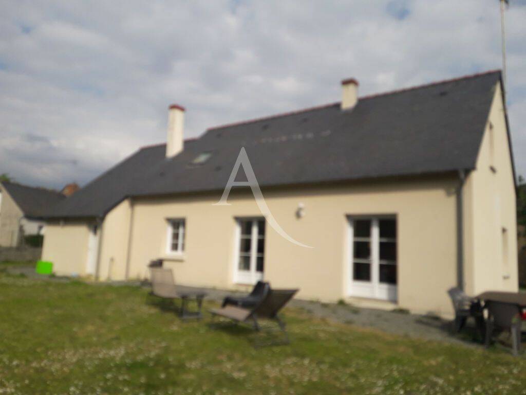 Maison 6 pièces 129 m² · à Bellevigne-en-Layon · 129 m² · 960 €
