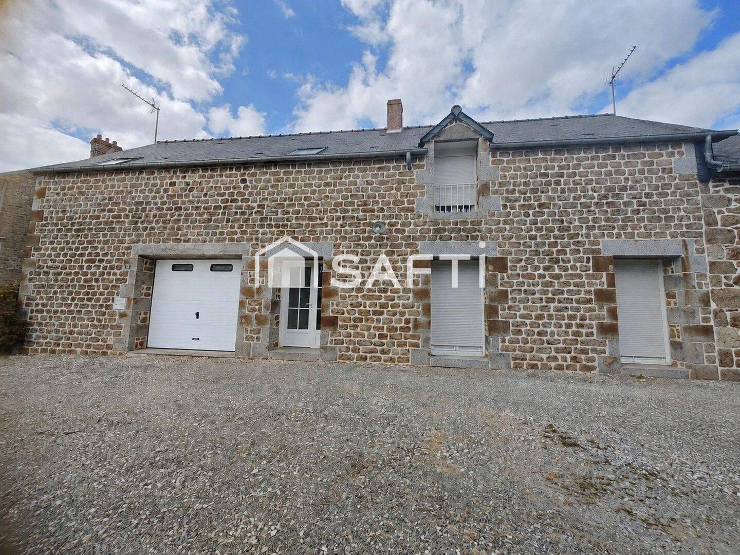 Maison 6 pièces 150 m² · à Magny-le-Désert · 150 m² · 264 000 €