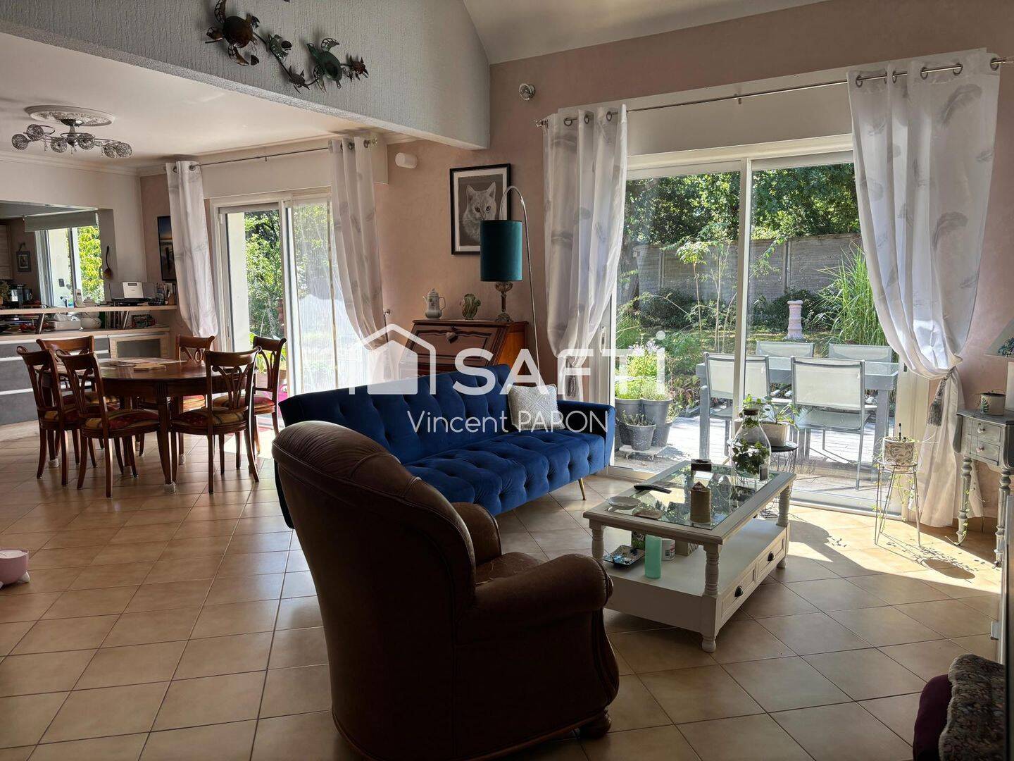 Maison 7 pièces 233 m² · à La Chapelle-sur-Erdre · 233 m² · 615 000 €