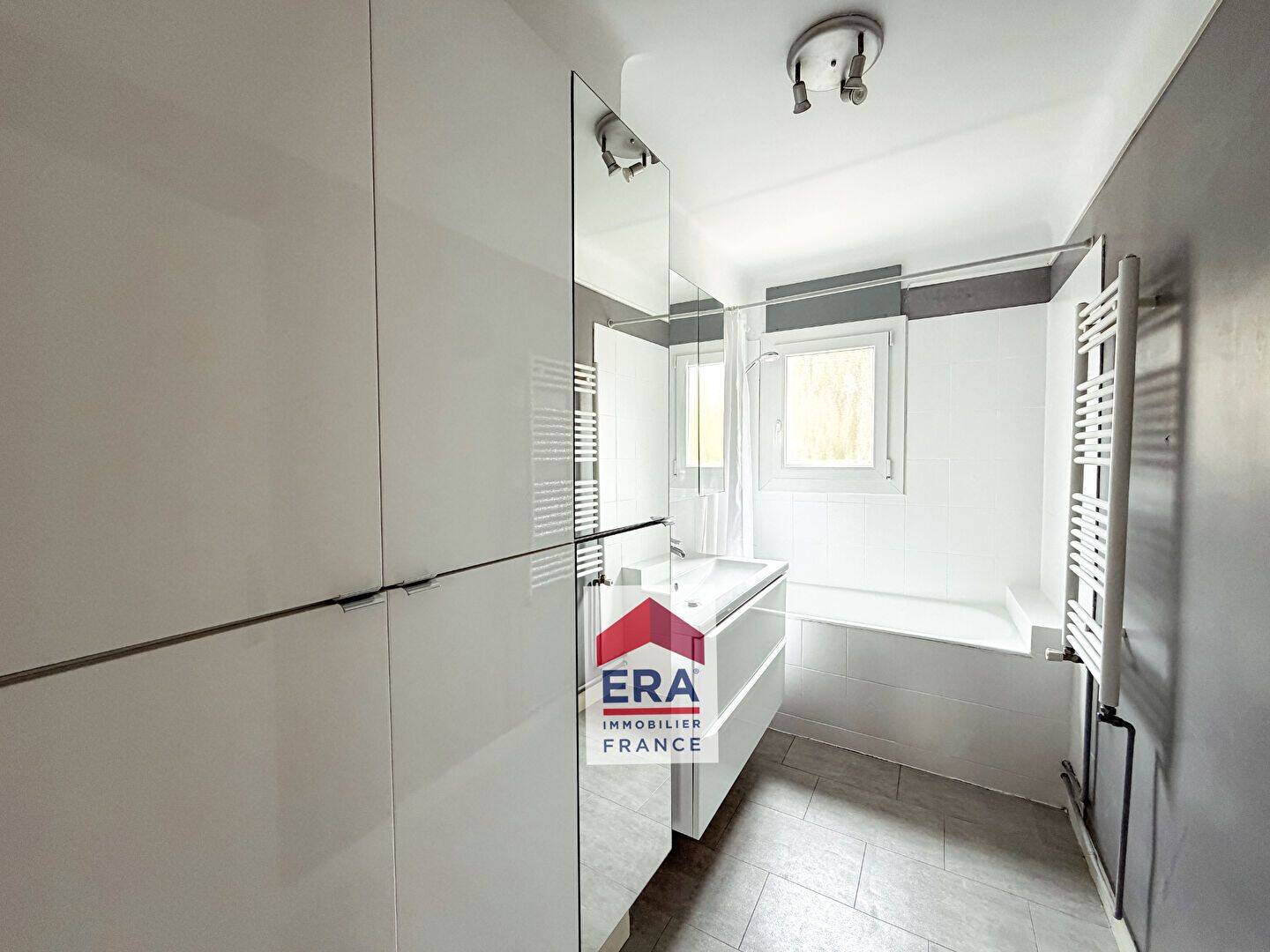 Appartement 4 pièces 69 m² · à Sartrouville · 69,3 m² · 229 000 €