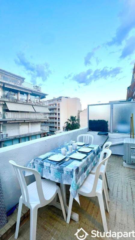 Appartement 1 pièce 18 m² · à Antibes · 18 m² · 760 €/mois