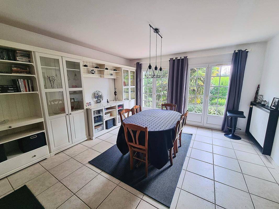 Maison 6 pièces 212 m² · à Landerneau · 212 m² · 434 700 €