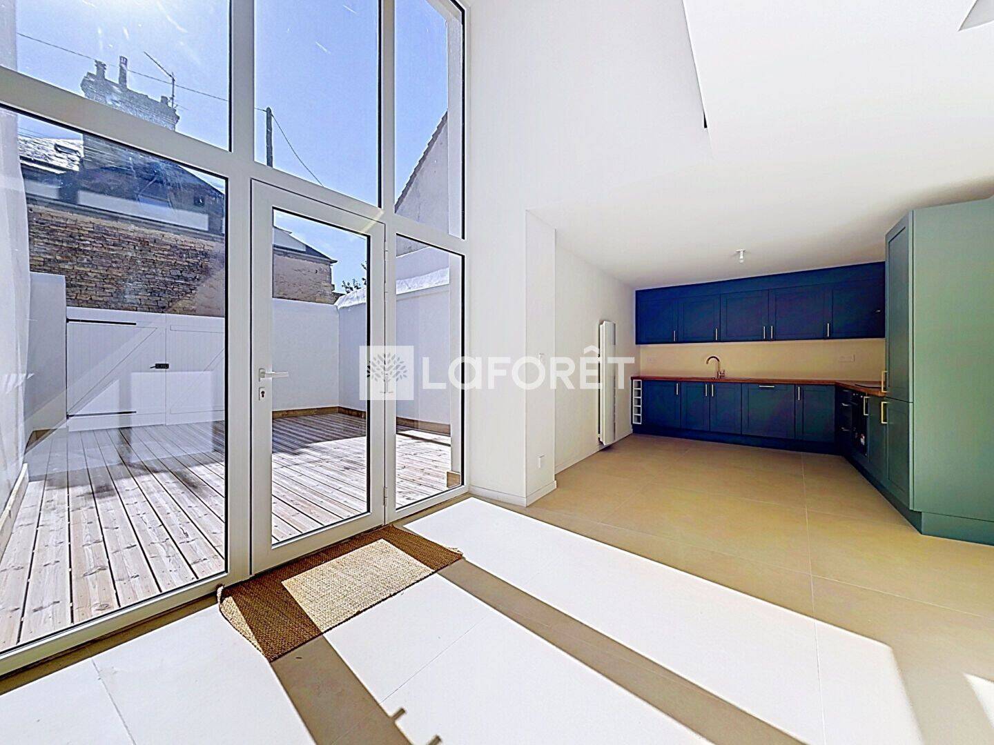 Maison 3 pièces 90 m² · à Bernières-sur-Mer · 90 m² · 321 700 €
