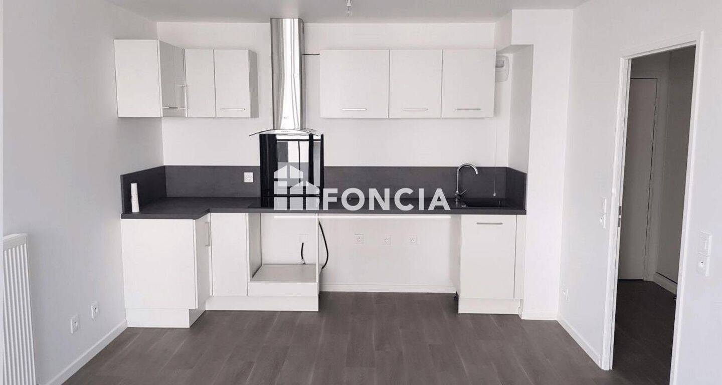 Appartement 2 pièces 42 m² · à Poissy · 41,5 m² · 924 €